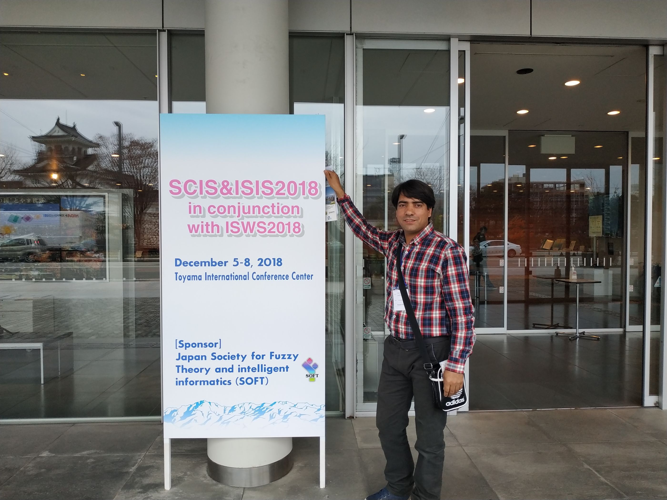 Dr. Rehman Ali posing for a  photo prior to start of joint 10th International Conference on SCIS & ISIS 2018 in Toyama, Japan